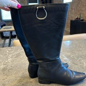 Leather Naturalizer boots in black with wide calf